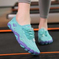 Los zapatos acuáticos unisex de goma suave para deportes de playa son transpirables y livianos, con una correa mágica - details 6