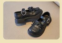 Zapatos de cuero para niña, mocasines informales de estilo británico para estudiantes, zapatos de princesa con encaje hueco, 2024 - details 10