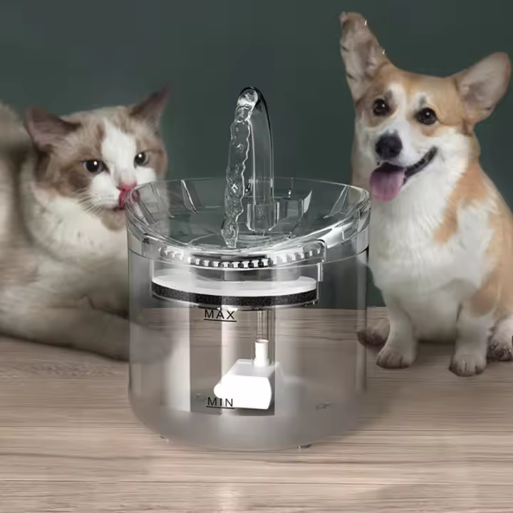 Fuente de agua inteligente para mascotas de 1,8 L, fuente de agua automática para gatos, dispensador de agua transparente ultrasilencioso para gatos de interior - 1