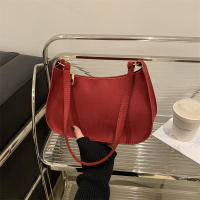 Bolso Hobo pequeño con textura roja para mujer, bandolera de un solo hombro, a la moda - details 25