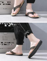 Chanclas para pellizcar los pies para hombres nuevos, zapatillas frescas de verano, antideslizantes en el exterior - details 5