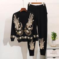 Conjunto de 2 piezas para mujeres, chándal con flores, lentejuelas y perlas, top de punto y pantalón, conjunto deportivo casual - details 0