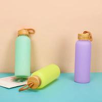 Botella de agua deportiva de 500ML, artículos para beber a prueba de fugas para viaje, sublimación, botella de bebida de vidrio esmerilado con gradiente en blanco con tapas de bambú - details 1