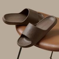 Zapatillas de mujer a la moda, Sandalias planas de verano, zapatillas de baño ligeras de EVA para el hogar, tobogán de interior para masaje para parejas, zapato de ducha 2024 - details 14
