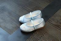Zapatos Hanfu para niños, zapatos de princesa bordados hechos a mano para niñas, puesta en escena tradicional, zapatos de tela nacionales de moda para niños - details 2
