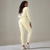 Conjunto de yoga sin costuras para mujer, top corto de manga larga, sujetador deportivo, leggings para correr de cintura alta, ropa de gimnasio - details 28