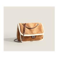 Bolso de lana de invierno, bolso de lana de cordero de otoño e invierno, nuevo bolso bandolera de felpa para mujer, versátil, de gran capacidad para invierno. - details 15