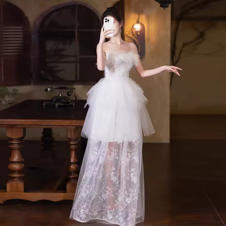 Vestido de Noche Blanco de Pluma de Hada Lujo Ligero Francés para Mujeres - 1