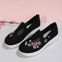 Zapatillas de deporte de malla transpirable para mujer, zapatos cómodos con flores, suaves y sólidos, a la moda, ligeros, 2022 - details 8