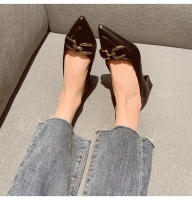 Zapatos de noche de tacón bajo, boca poco profunda, punta puntiaguda para un estilo otoñal con falda. - details 4