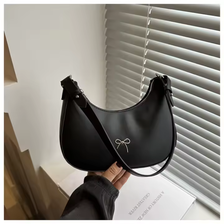 Bolso pequeño de alta calidad para mujer, bolso de hombro versátil a la moda, diseño de nicho, baguette, otoño 2025 - 1