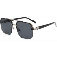 Gafas de sol de aviador cuadradas vintage para hombre, estilo piloto de los años 70, modernas gafas de sol de conducción de metal semi sin montura. - details 0