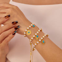 Pulsera estilo francés vintage para mujer: dije geométrico de perlas y turquesas, joyería retro de acero inoxidable de titanio - details 7