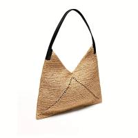 Bolso de Mano de Paja Tejido Triangular Grande Bolso de Verano Plegable y Espacioso con Acentos Negros y Marrón Ligero Perfecto para Playas, Vacaciones y Salidas Casuales - details 2