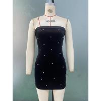 Vestido corto ajustado sin mangas con hombros descubiertos y estilo elegante sexy de verano - details 5