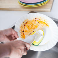 Cepillo de Limpieza para Cocina con Mango Largo y Recargable Dispensador de Jabón Herramienta de Lavado de Platos con Esponja Automática - details 8