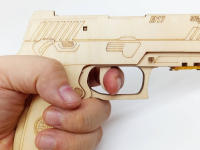 Kit de Modelo de Disparo Mecánico de Madera DIY P320 Juguete de Banda de Goma para Niños - details 13