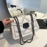 Bolso de hombro Retro con cadena y remaches para mujer, bandolera cuadrada pequeña a la moda de cuero PU con tapa, bolso de diseñador - details 29