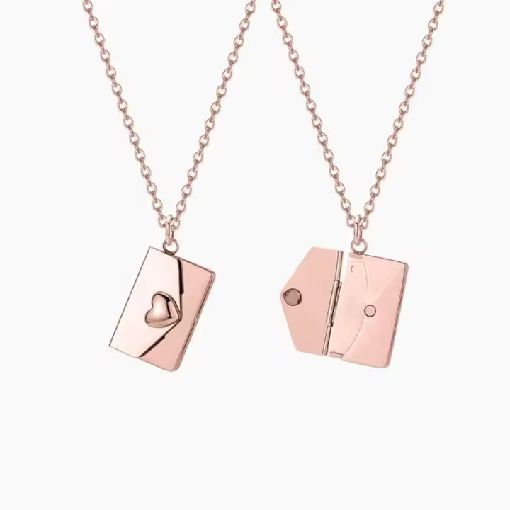 Collar con colgante de libro de pareja, cadena de suéter con forma de libro de amor personalizado, regalo - 1