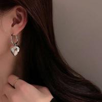 Pendientes con colgantes simples y modernos en forma de corazón para mujer, regalos navideños, pendientes retro de lujo de plata, góticos - details 5