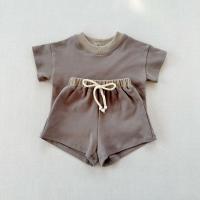 Conjunto de manga corta de color sólido para niños, conjunto de dos piezas de pantalones cortos de algodón sueltos para bebés - details 0