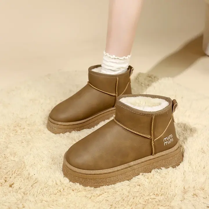Zapatos de algodón para mujer, botas de nieve, zapatos informales, zapatos de alta calidad con terciopelo, botas cortas cálidas, botas desnudas de suela gruesa de un solo paso, novedad de 2024 - 1