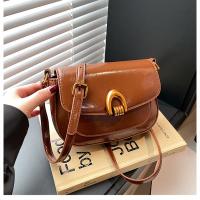 Moda Casual De Gran Capacidad Retro Aceite Cera De Cuero De Un Hombro Pequeño Crossbody Bolso De Las Mujeres - details 6