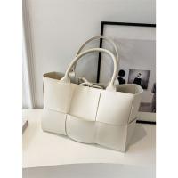 Bolso de mano grande todo en uno, bandolera trenzada de gran capacidad para axila, a la moda, novedad de otoño, 2025 - details 10