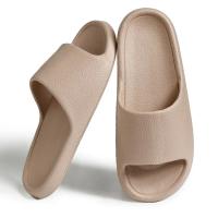 Zapatillas de mujer a la moda, Sandalias planas de verano, zapatillas de baño ligeras de EVA para el hogar, tobogán de interior para masaje para parejas, zapato de ducha 2024 - details 22