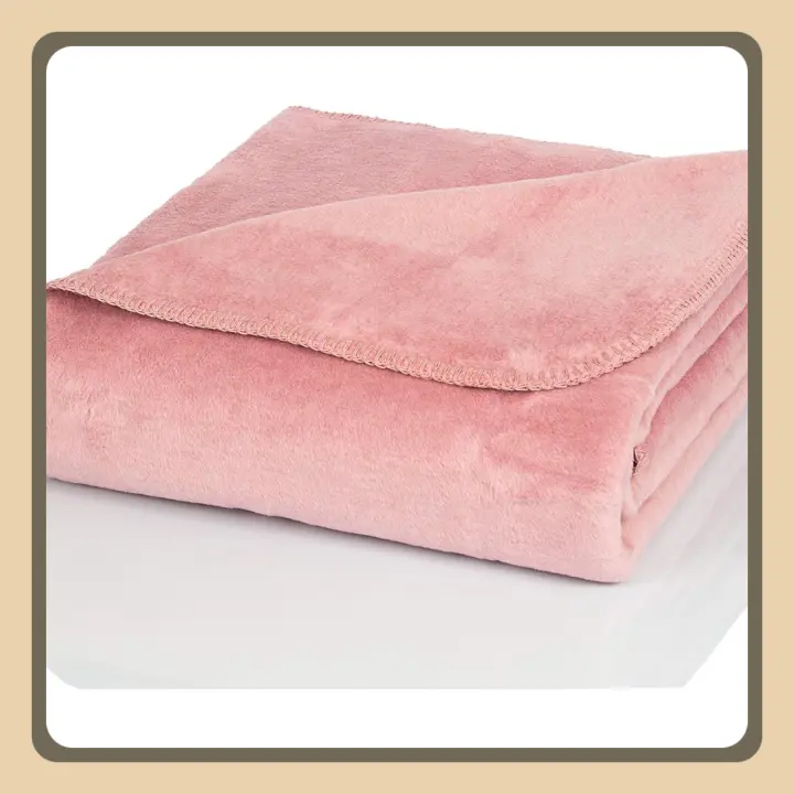 Manta de Peluche Glart en Rosa Suave como Lana, Sin Mangas, 150x200 cm para Sofá - 1