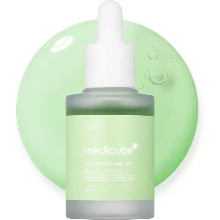 Medicube Exosome Cica Tea Tree Ampolla para pieles sensibles con Centella Asiatica ayuda a reducir el enrojecimiento y los brotes. - 1