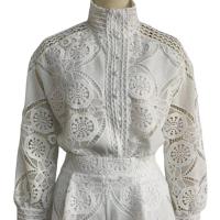Conjunto de 2 unidades de blusa de manga larga para mujer, camisa de encaje hueco bordado de cintura alta con una hilera de botones, conjunto de pantalones cortos de pierna ancha para mujer - details 10