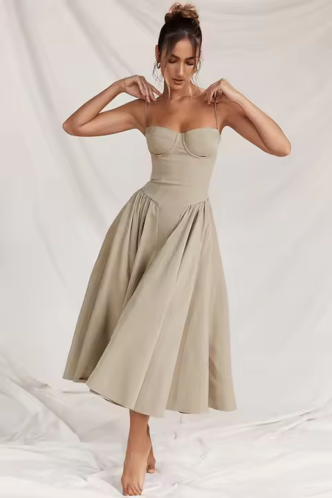 Ropa de mujer sin mangas y con hombros, diseño elegante, vestido a medida - 1