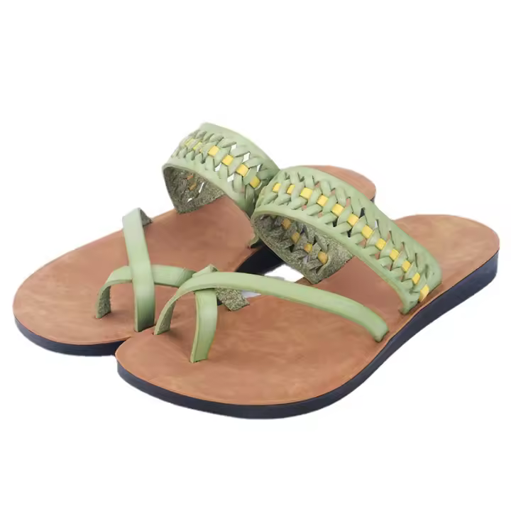 Sandalias de Mujer Verano 2025 Zapatos de Playa Planos con Diseño Calado - 1