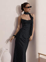 Novedad de verano, vestido ajustado con tirantes finos y cuello oscilante, diseño elegante, para ir al trabajo - details 0