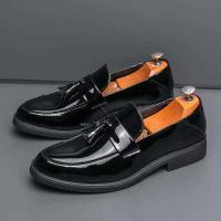 Nuevos zapatos casuales de cuero de lujo para hombres con patente de negocios brillantes, zapatos formales - details 1