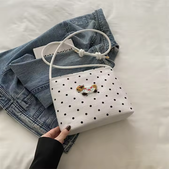 Bolso de Cesta de Cadena de Lujo Ligero para Mujeres Diseño Exquisito y Textura de Alta Gama - 1