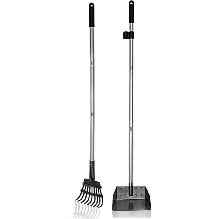 KPUY Escoba y Taza para Recogida de Excrementos de Mascotas Fabricada en Acero Inoxidable con Mango Largo de 106.7cm Para Perros y Gatos - 1