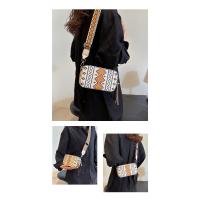 Bolso Cruzado Vintage de Bordado para Damas Pequeño Bolso Cuadrado de Hombro - details 4