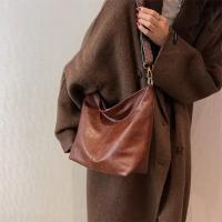 Bolso bandolera Vintage de piel sintética de Color sólido para mujer, bandolera tipo cubo con correa ancha Simple de alta capacidad para ir al trabajo - details 5