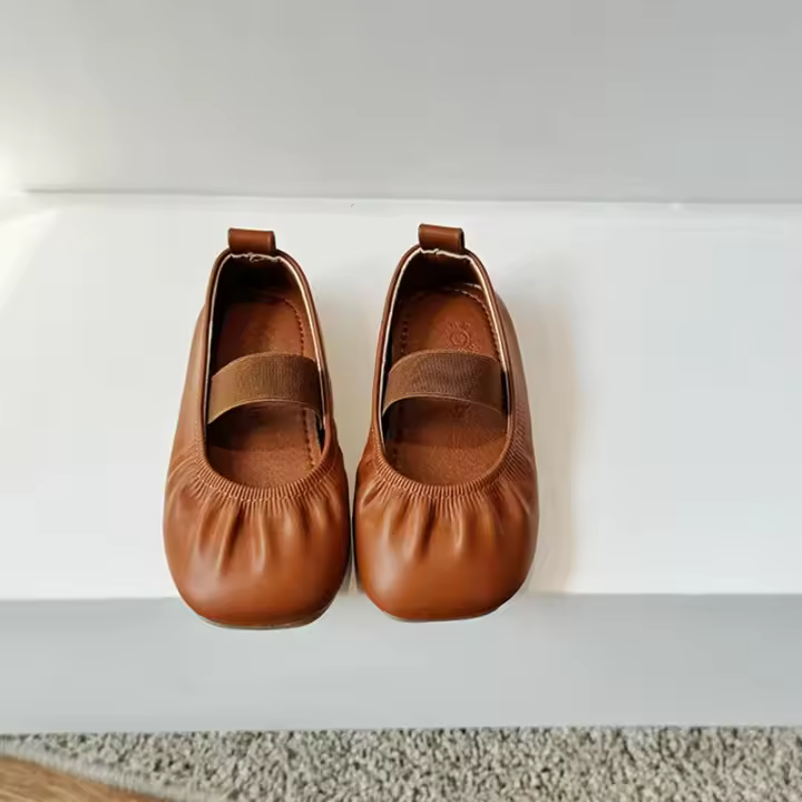 Zapatos de cuero para niñas, calzado de vestir versátil, informal, con fondo suave, estilo coreano, a la moda, otoño, 2024 - 1