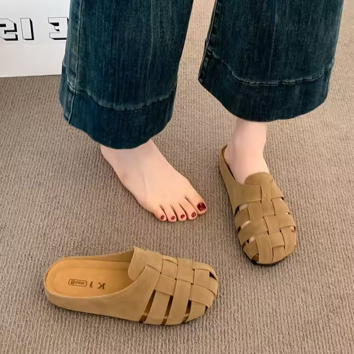 Sandalias de verano nuevas 2025, zapatillas de mujer con punta cerrada y suela gruesa. - 1