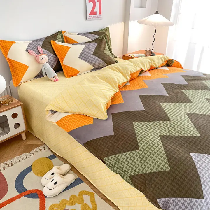 Juego de cama de cuatro piezas de algodón cepillado ajustado, sábana gruesa, funda de edredón y juego de cama de tres piezas con bordado. - 1