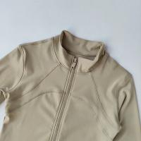 Traje de Yoga de Alta Gama Collar Alto Deportivo Abrigo Largo A prueba de viento para Correr y Entrenar Camisetas y Topes de China - details 18
