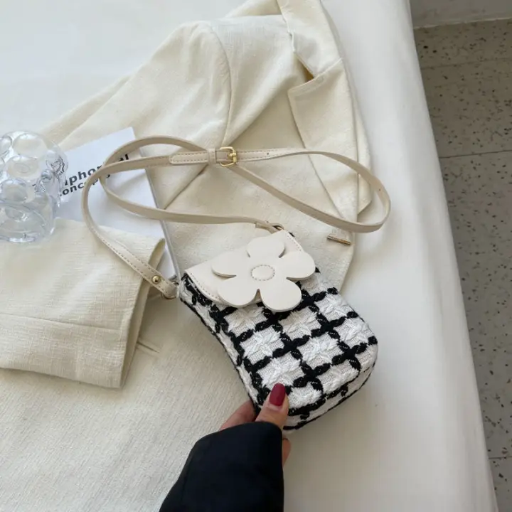 Bolso pequeño de estilo coreano con diseño de nicho para mujer, nuevo bolso para teléfono a cuadros a la moda, bolso cruzado de lana de verano, pequeño bolso cuadrado - 1