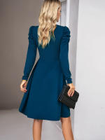 Vestido elegante de manga larga con cuello en V para mujer, ropa de calle de Color sólido, moda de viaje, otoño e invierno, 2023 - details 18