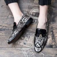 Zapatos casuales puntiagudos con patrón formal estilo caminar para hombres de cuero coreano - details 7