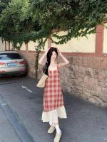 Dos vestidos camisola de encaje a cuadros falsos, estilo de vacaciones junto al mar de verano para mujer, sentido del diseño, falda larga de nicho - details 12