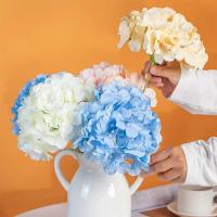 6PCS Flores de Seda de Hydrangea Diseño de Centro de Boda DIY para Decoración de Fiesta en Casa - details 2