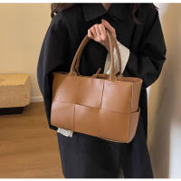 Bolso de mano para mujer, nuevo bolso de hombro premium de gran capacidad, tejido versátil para llevar debajo del brazo. - details 35